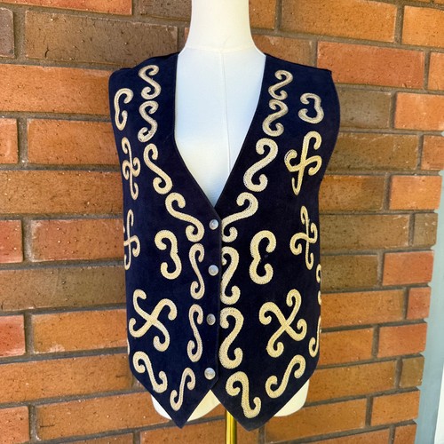 Gilet scamosciato gotico
